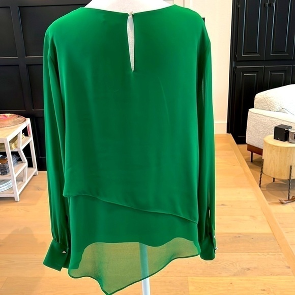 Vince Camuto green tunic Top - Picture 2 of 11